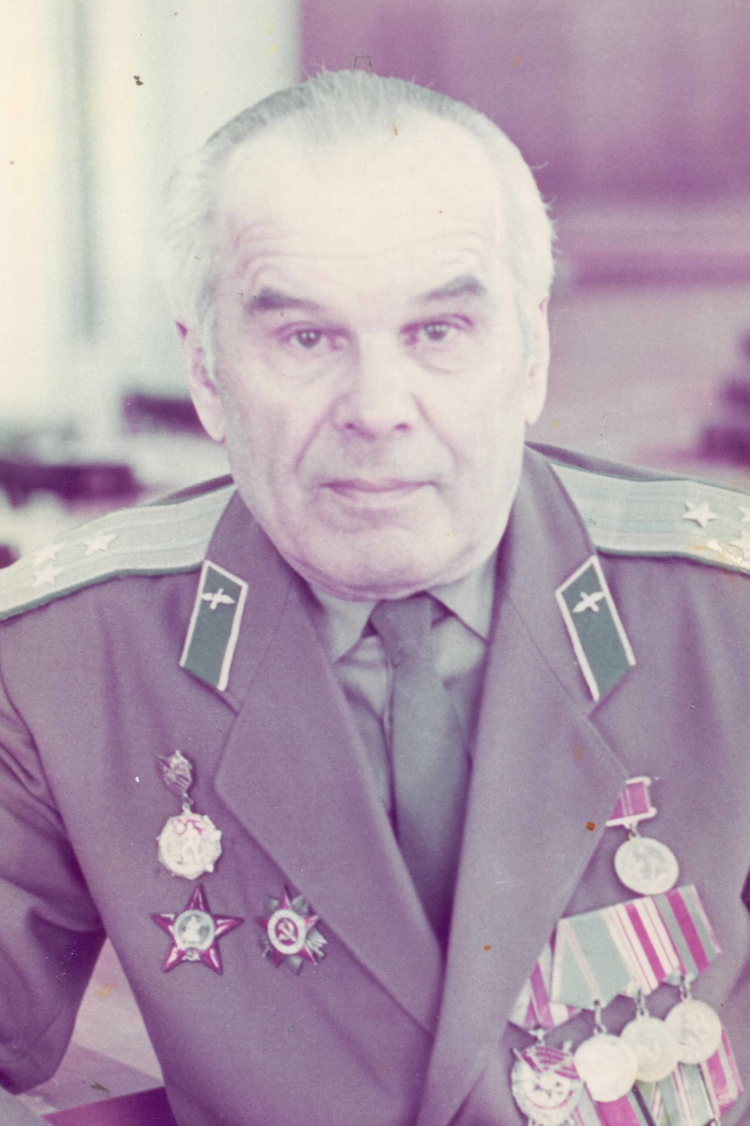 Хазиков Иван Иванович