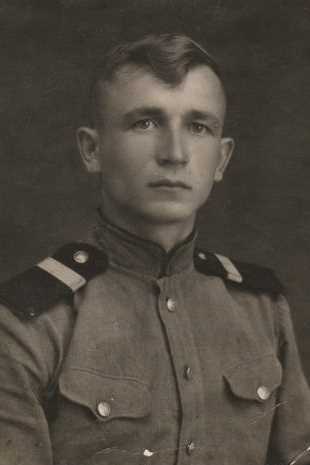 Фролов Дмитрий Григорьевич