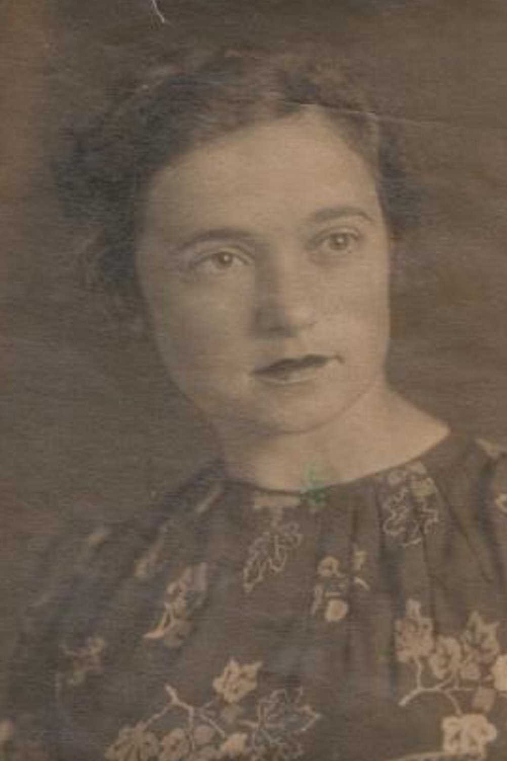 Умнова(Павловская) Азэлла Михайловна