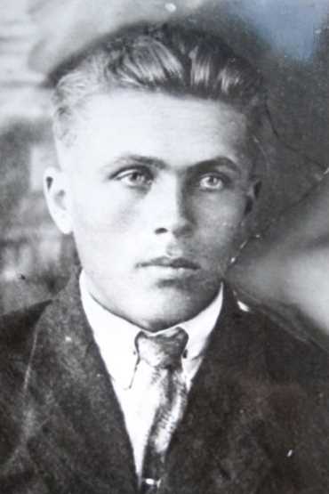 Ларионов Константин