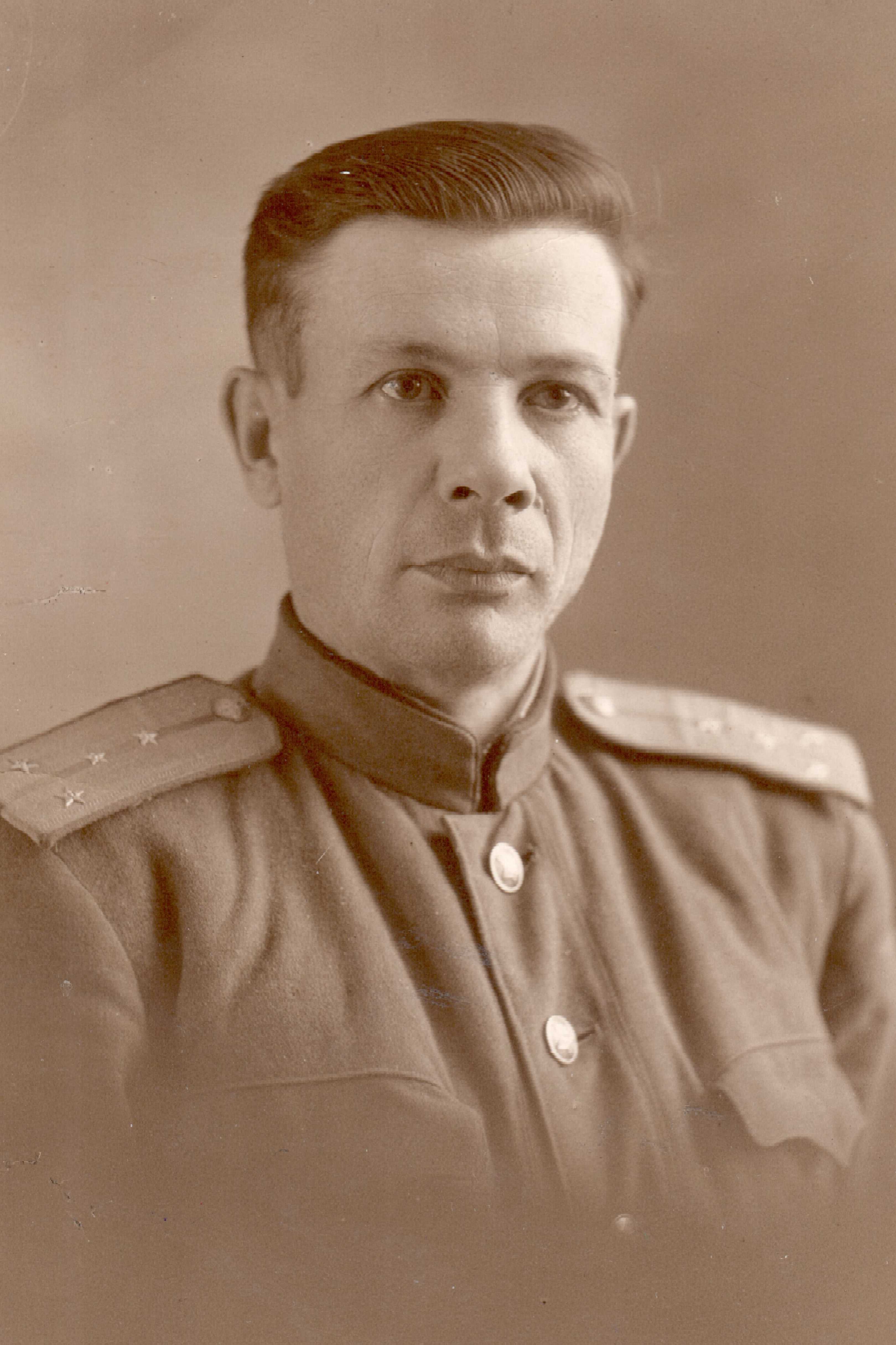 Зверев Алексей Кириллович