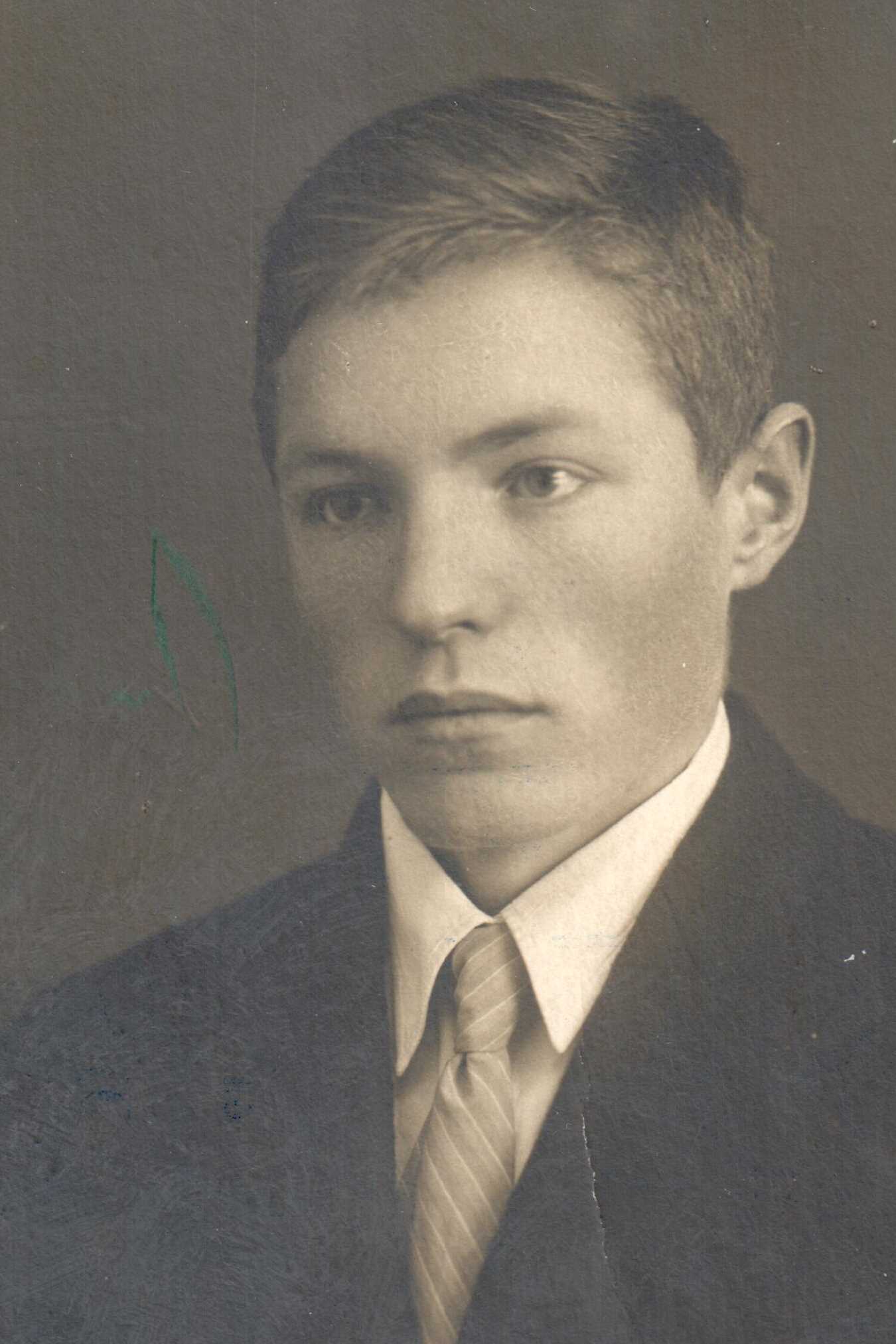 ЛОГАЧЕВ ПЕТР АНДРЕЕВИЧ