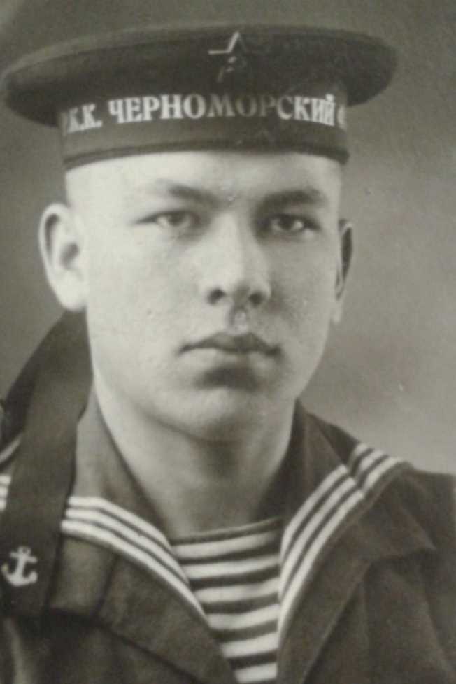 Токмаков Николай Федорович