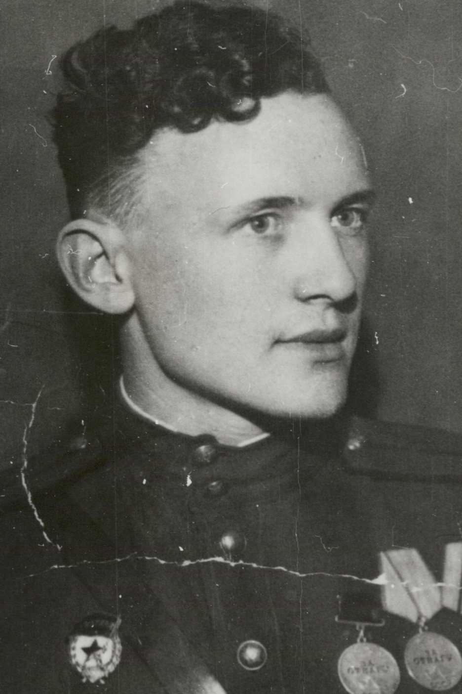 Соболев Валентин Дмитриевич