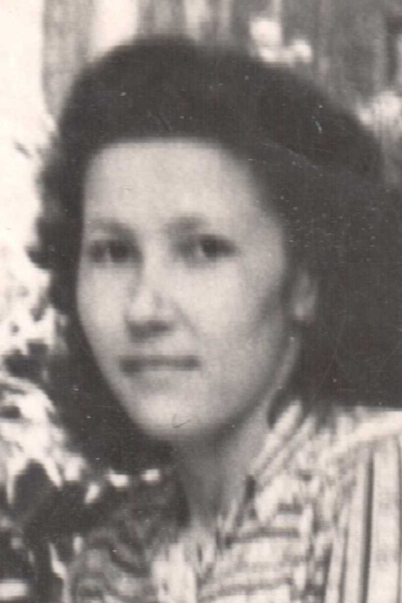 Антипова(Прозорова) Лидия Михайловна