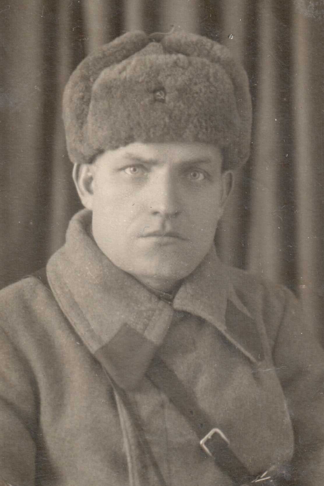 Колесов Леонид Федотович