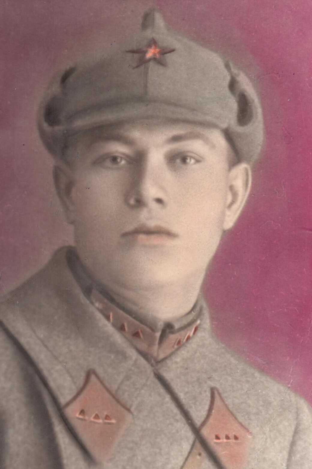Тонконогов Максим Иванович