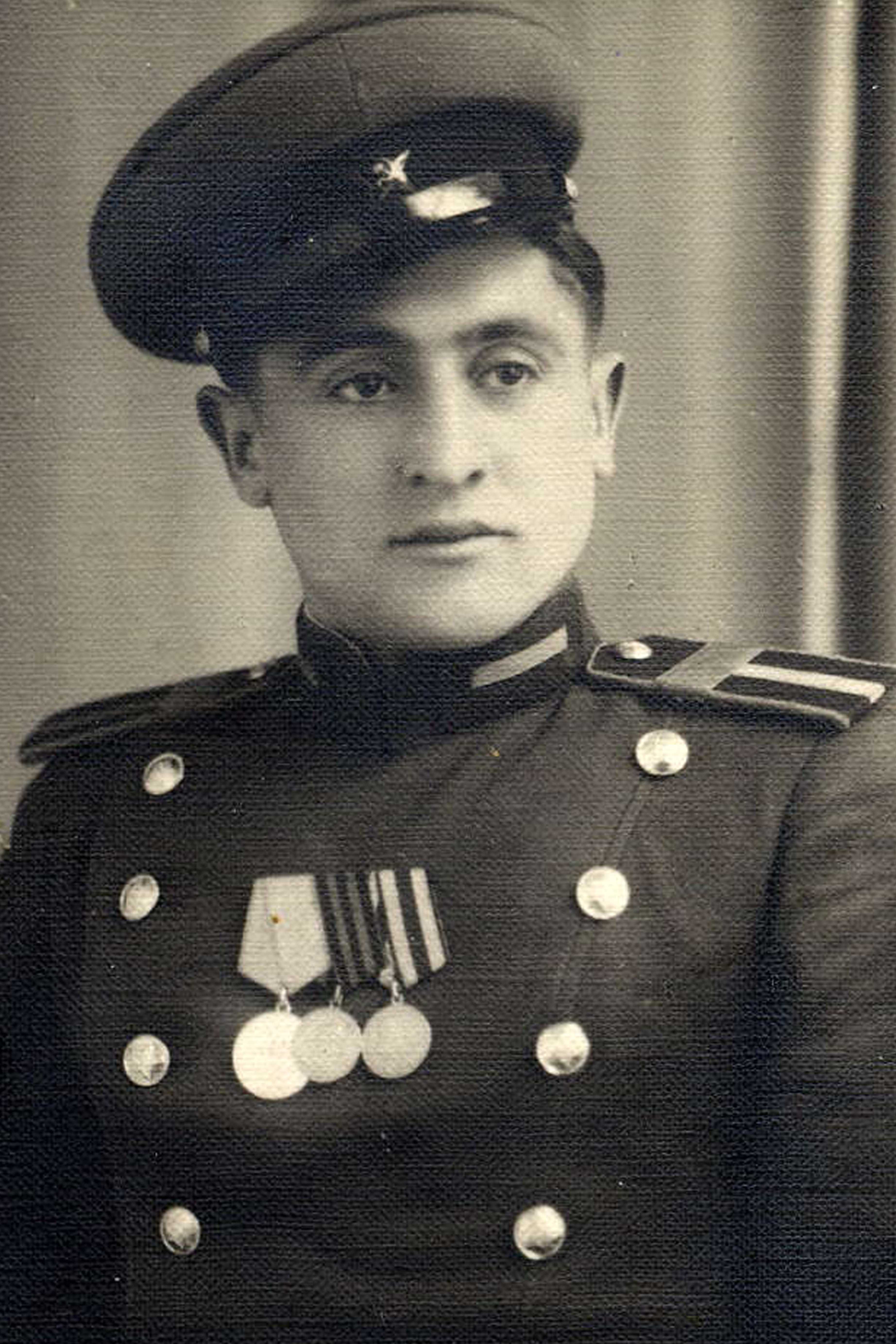 Исхаков(Владимир Владут) Исмаилович