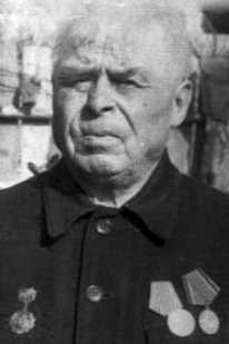 Махов Артемий Александрович