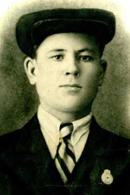 Левщанов Петр Ефремович