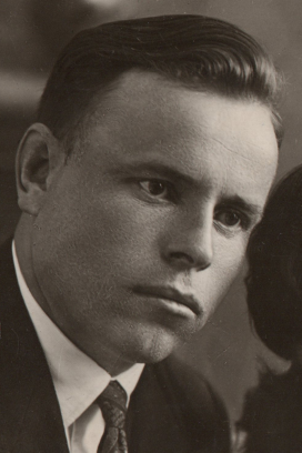 Парамонов Виктор Александрович