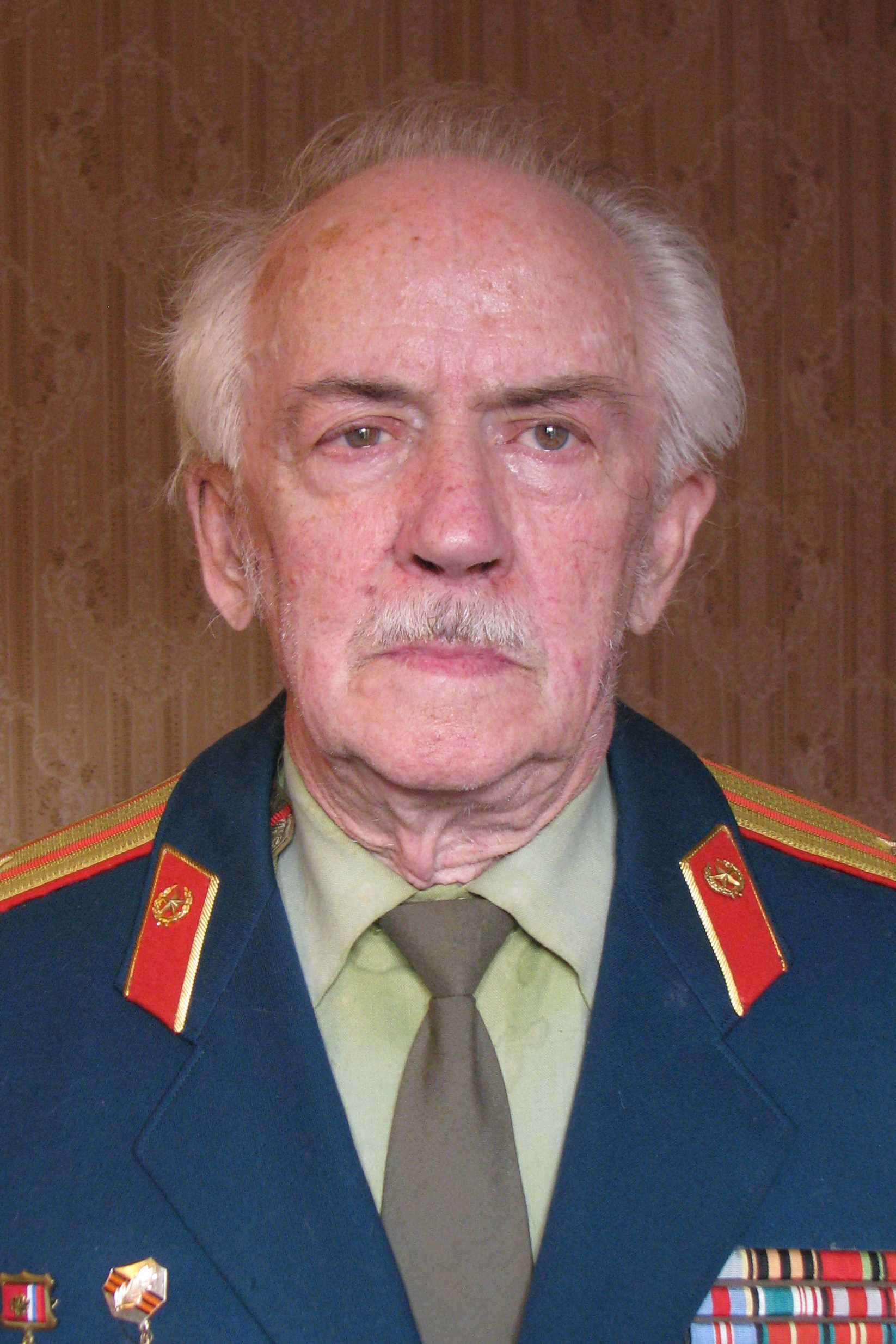 Янушкин Жан Васильевич