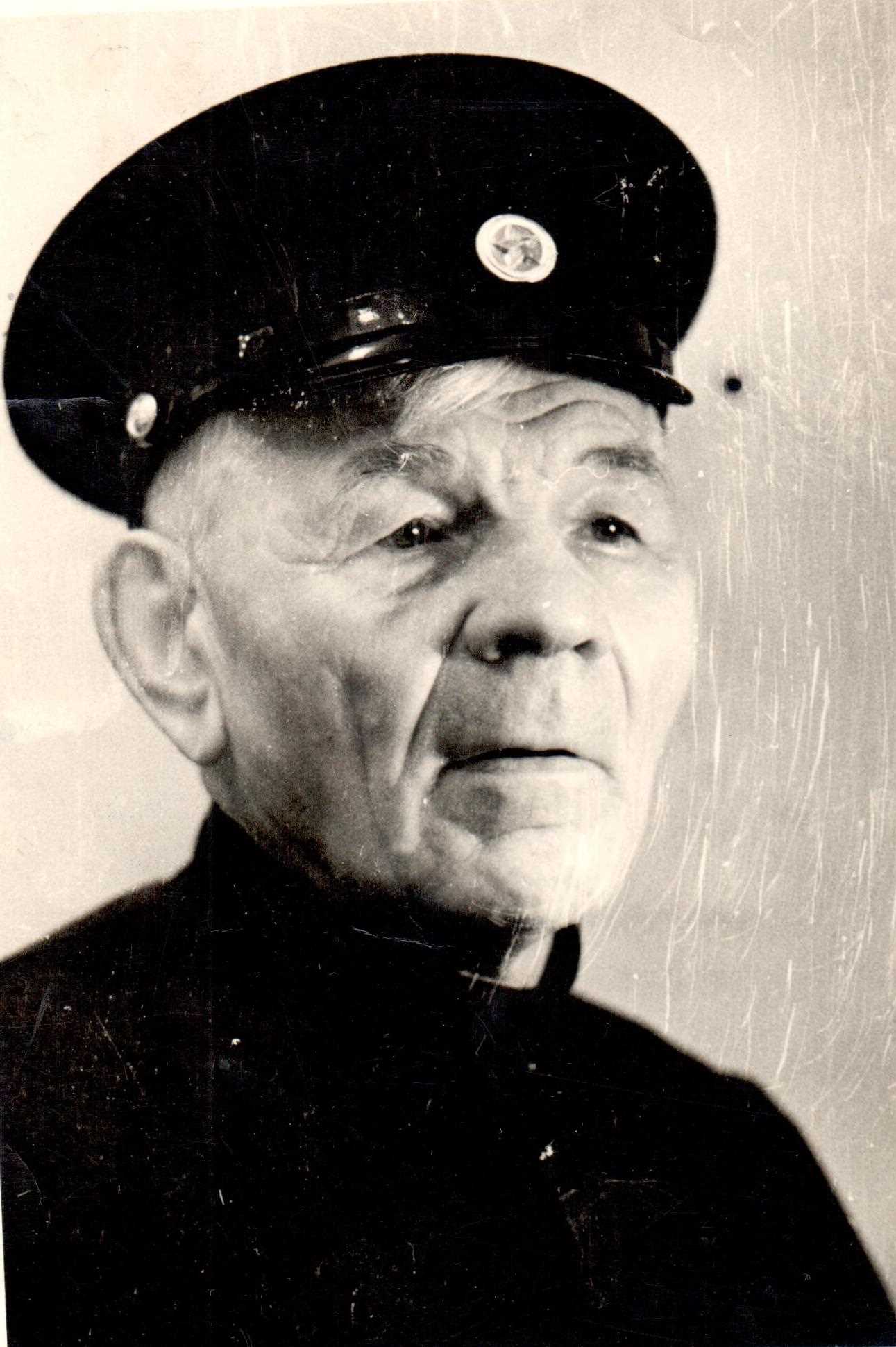 Николаев Ефим Николаевич