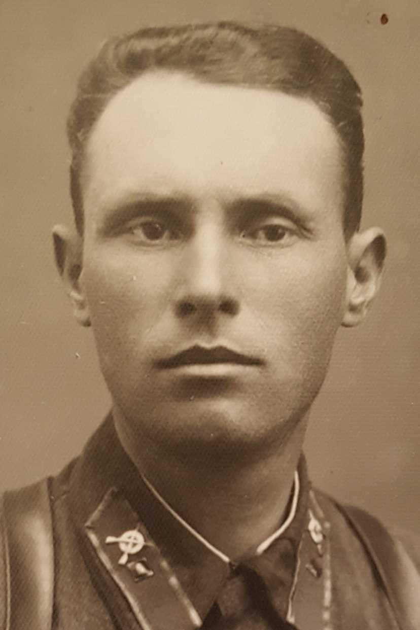 Караульный Максим Васильевич