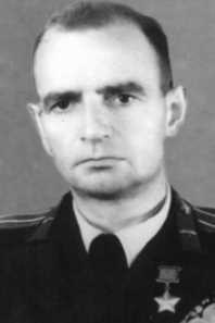 ВЛАДИМИРОВ Михаил Григорьевич