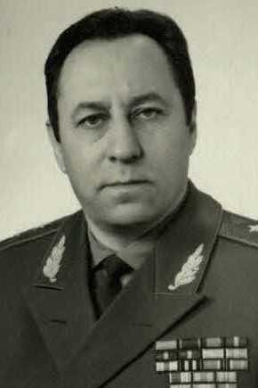 Каретников Виктор Михайлович