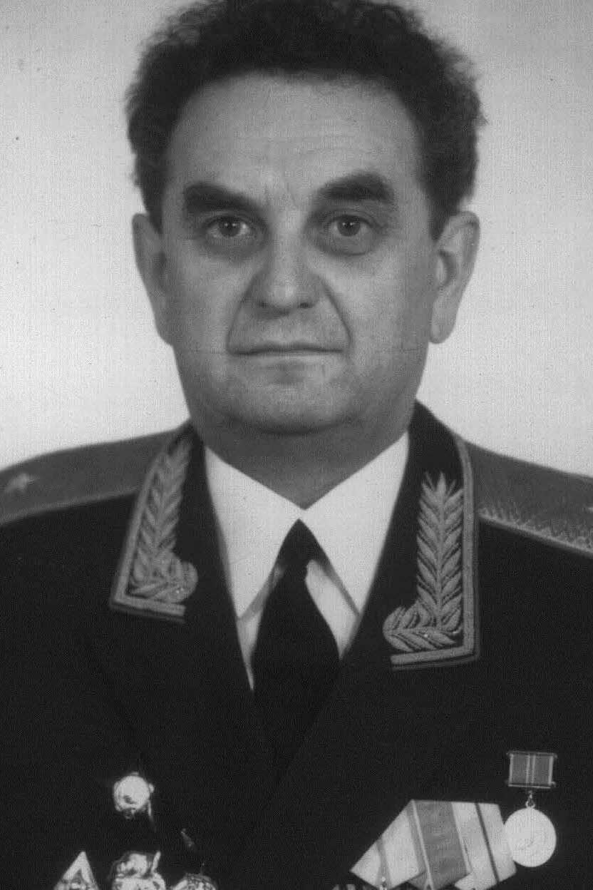 Комаров Дмитрий Васильевич