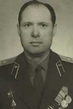 Пасечник Иван Матвеевич