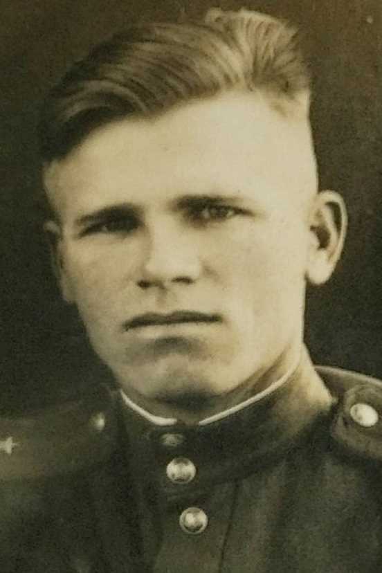 Кравцов Василий Акимович