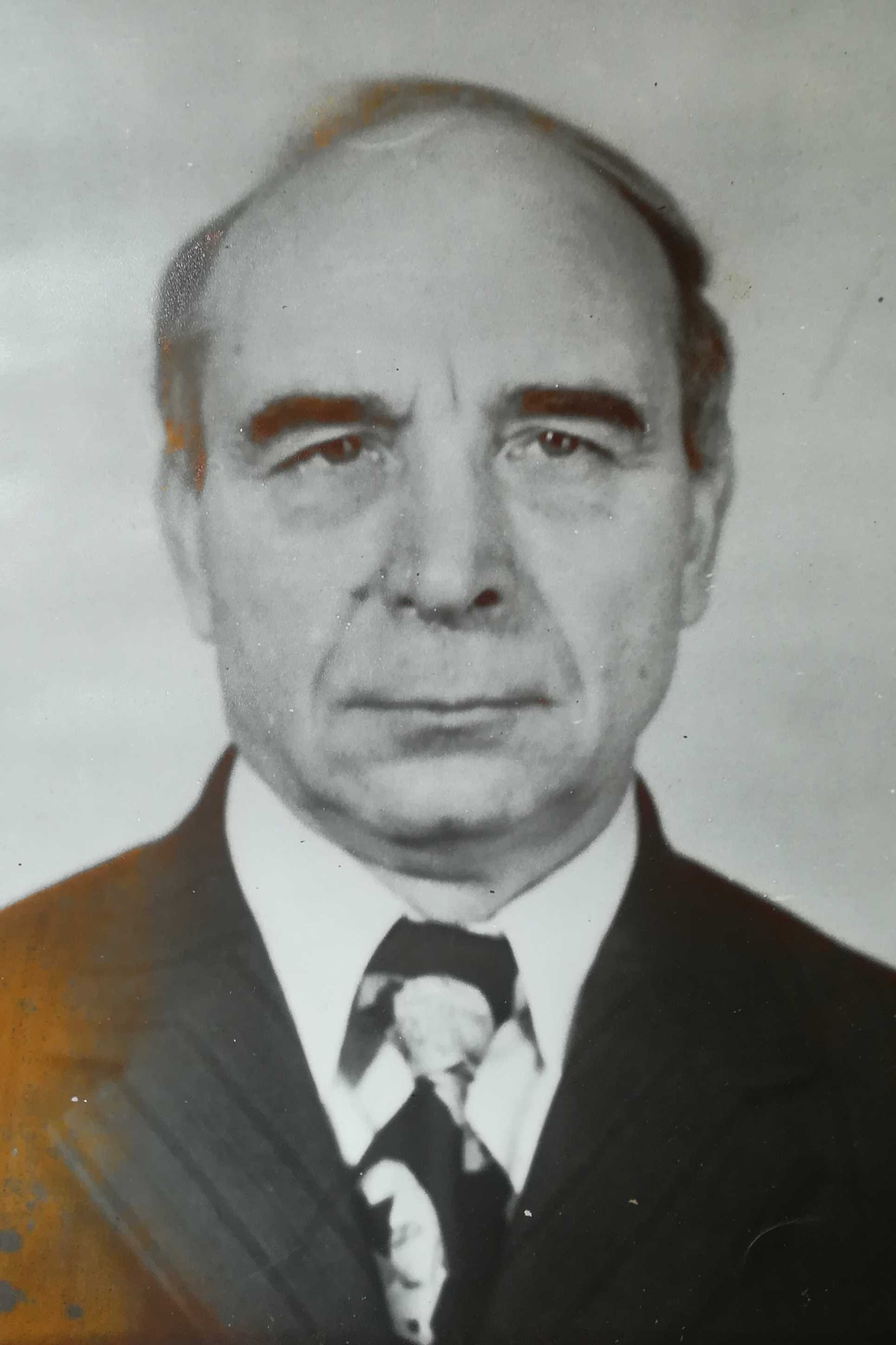Петров Павел Петрович