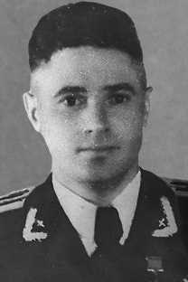 АКИМОВ Михаил Ильич