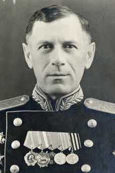 Антипин Петр Петрович