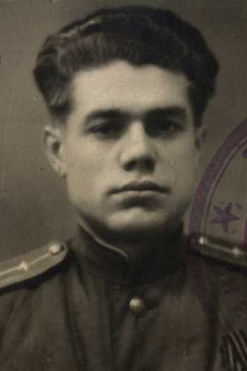 Белов Виктор Александрович