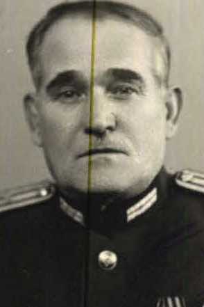 Власов Петр Григорьевич