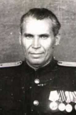 Петров Иван Петрович