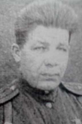 Артамонов Александр Андреевич