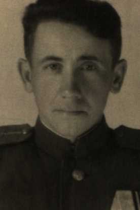 Ларионов Дмитрий Дмитриевич