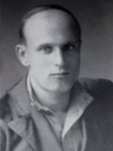 Храмов Валентин Яковлевич