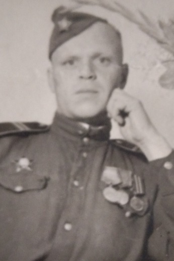 Зверев Степан Тихонович
