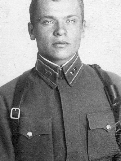 Уставщиков Иван Иванович