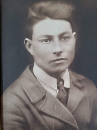 Садвакасов Бикбулат Ажмуллаевич