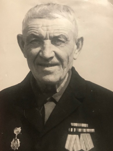 Плюснин Яков Леонтьевич