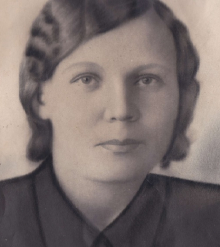 Бырева (Калмыкова) Анна Ивановна