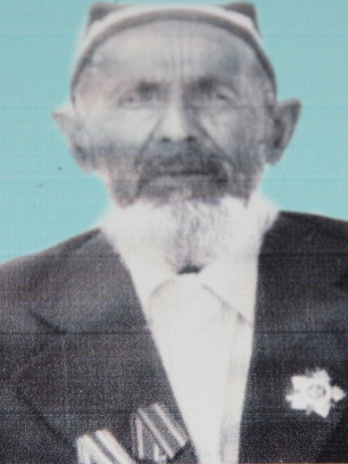 Гафуров Гози