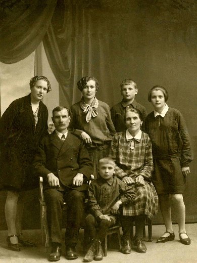 Плахов Василий Яковлевич