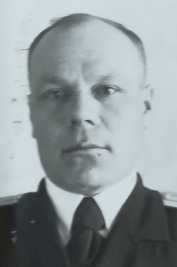 Ишмуков Александр Дмитриевич