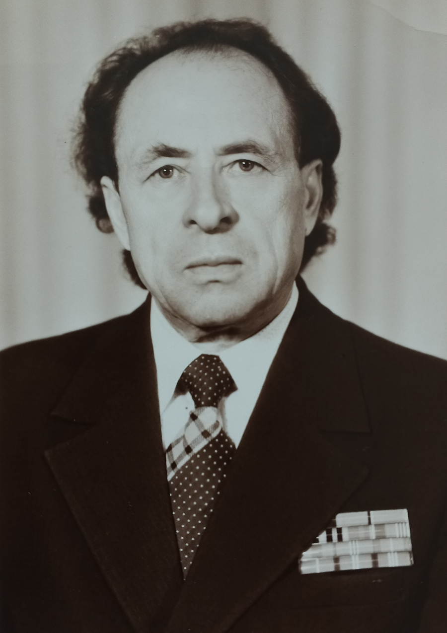 Артамонов Иван Степанович