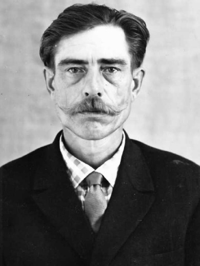 Николаев Юрий Петрович