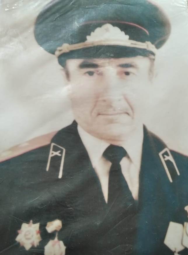 Эминов Эседин