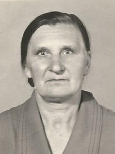Кузьмина (Осипкова) Анна Гурьевна