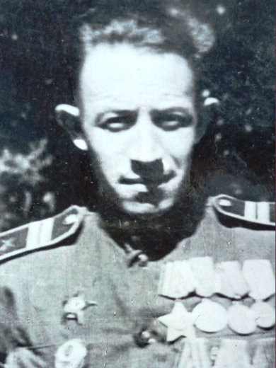 Ожерельеф Александр Иванович