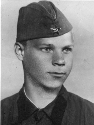 Исаков Павел Павлович