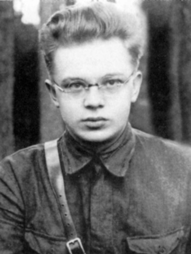 Ржанов Анатолий Васильевич