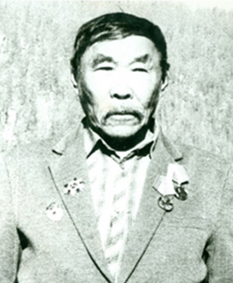 Арсаланов Аюр Аюшеевич