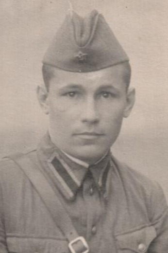Лажинцев Леонид Васильевич