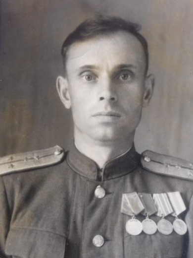 Новаков Алексей Данилович